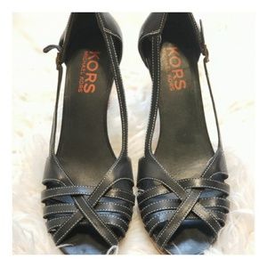 Michael Kors Vintage Navy Dress Sandals • 9.5M